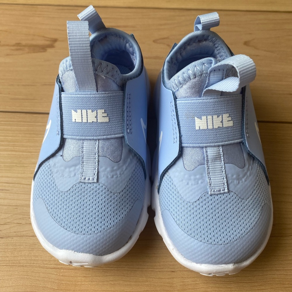 Nike Toddler size 6C
